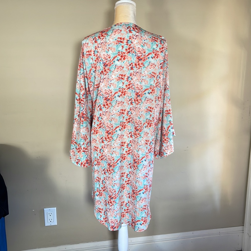 Steve Madden | Seafoam Spring
Breeze Luxe Kimono Women’s OSFM - Picture 5 of 12